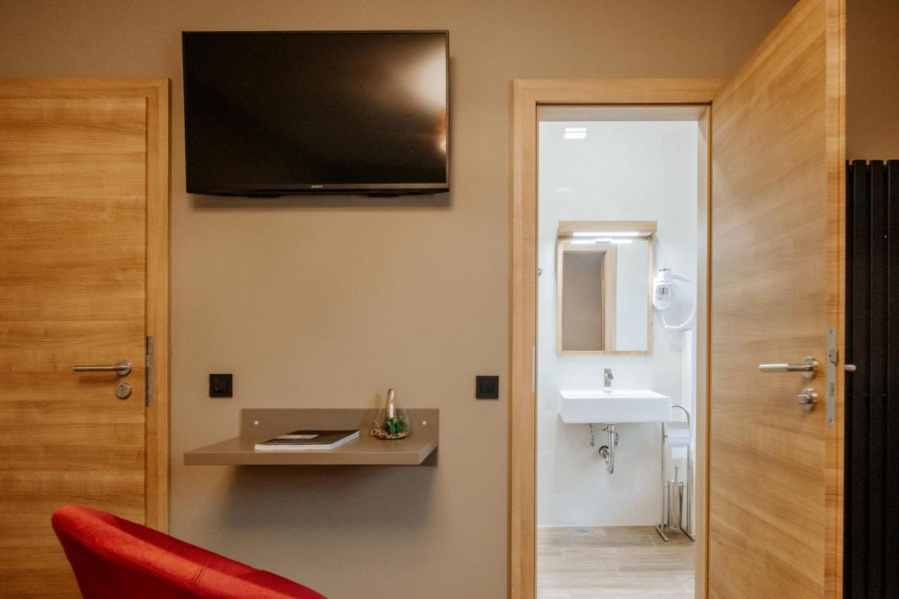 Rooms Verde Petrovče Εξωτερικό φωτογραφία