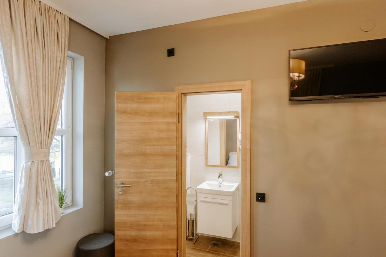 Rooms Verde Petrovče Εξωτερικό φωτογραφία